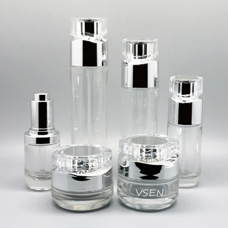 心悦九游会·J9 - 官方网站|真人游戏第一品牌黑色 馨悦化妆品套装瓶 120ml精(图5)